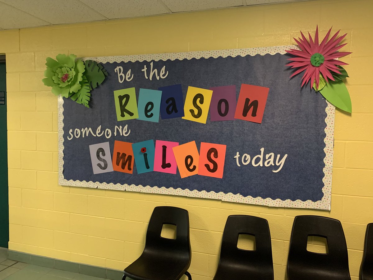 TerriMirecki's tweet photo. Saw this ⁦@SHOJ_HCDSB⁩ today and though it was absolute perfection! #bekind #hcdsb #shoj #parentinterviews https://t.co/btUZ1kGVzD
