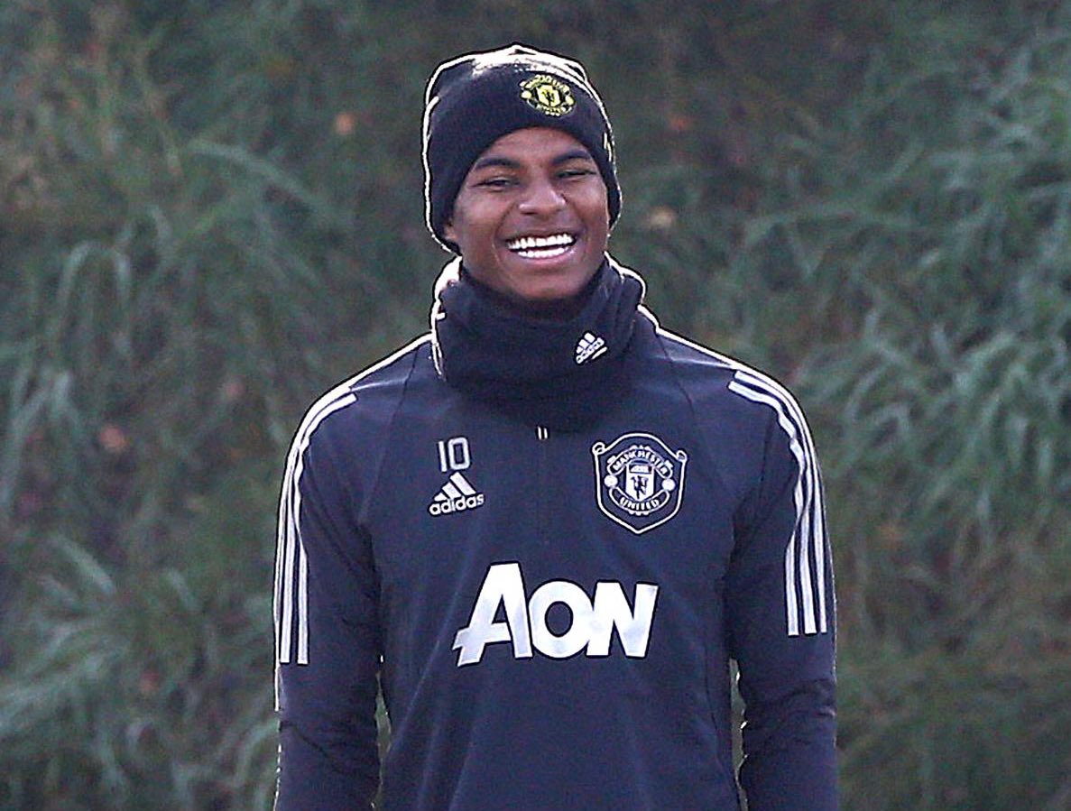 MarcusRashford's tweet image. Thanks for the support off the field this week guys 👊🏿

Time to get back to business now... let’s go @ManUtd 💪🏿