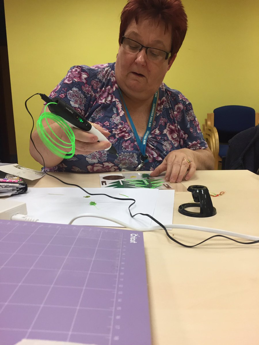 GHDDigiteam's tweet image. Out Helen giving the 3D pens a try @GatesheadLibs #BlaydonLibrary
