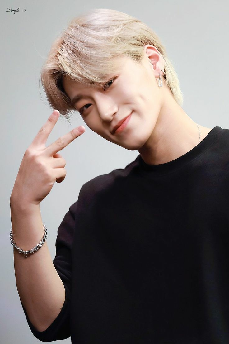 Kathy00479101's tweet photo. @ATEEZofficial Blonde Sanie omg how someone xan be ok after this ?😍😍

I'M NOT OKAY 😮❤️
#ATEEZ #SanWeLoveYou #Sanie https://t.co/sBL1P1EggK