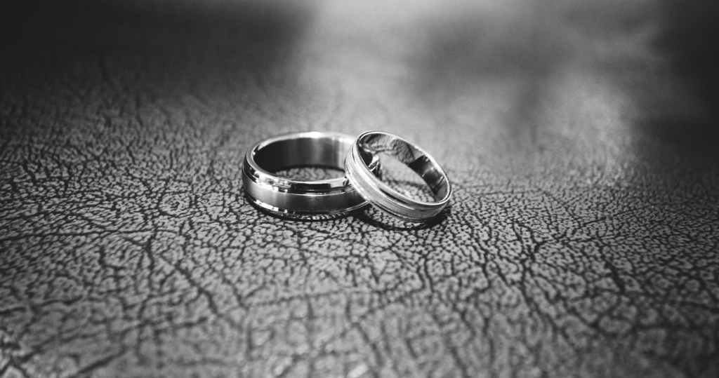 Fighting Monotony and Staying Monogamous https://t.co/KBv2KinrLE https://t.co/VripWxf31g
