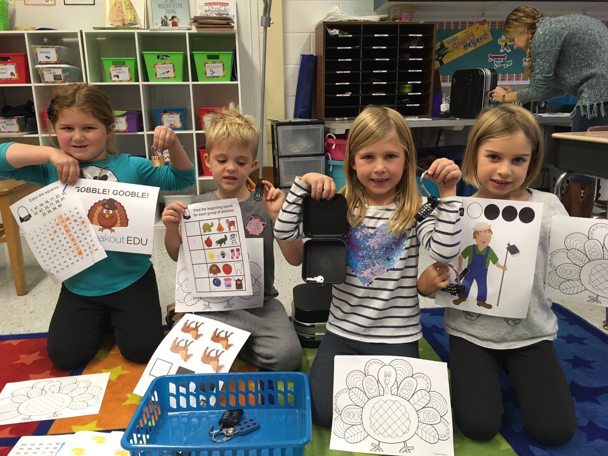 Trying to catch the turkey before the farmer! We are thankful for breakout boxes!!@SASD_SalfordHil