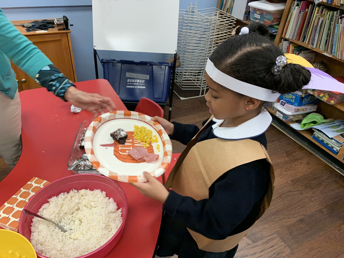 AcademyPreK's tweet photo. Happy Thanksgiving! Today we enjoyed a Thanksgiving feast  prepared by the Pre-Primaries!  🦃🌽 @ash1818 https://t.co/pNRblWK5PI