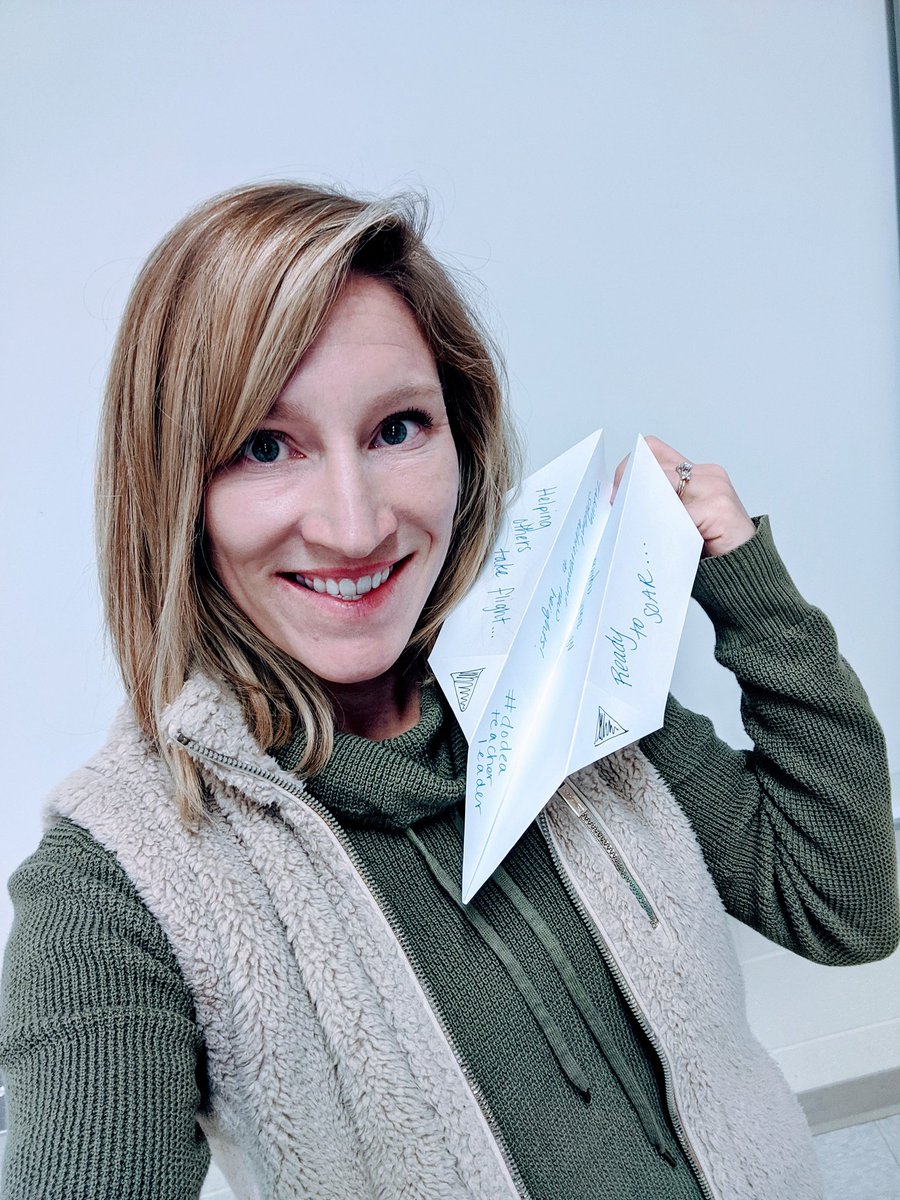 Teacher leadership roundtable. Connecting leaders across the world. Taking student achievement to new heights... Helping others take flight.. Ready to soar... No ticket required @Sansonesan #ownyourtitle #DoDEATLR