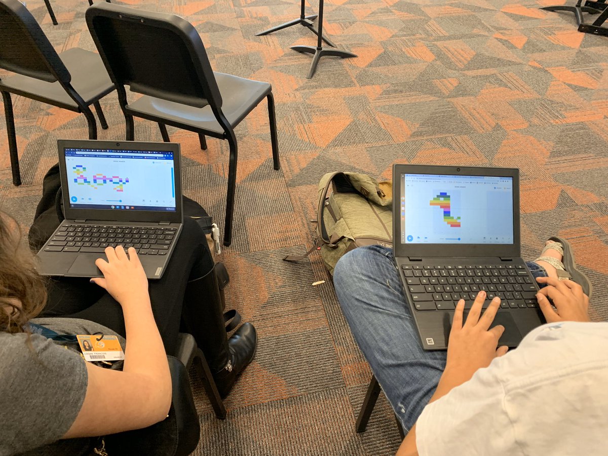 EastmarkArts's tweet photo. Our @eastmarkhs Math Reward Rally students exploring the artistry AND science behind sound. Good fun and digestible learning in the Chrome Music Lab. #ArtsEd #ScienceEd #MusicEd #RelevantEd https://t.co/G2zQa33Gfd https://t.co/Cc5pwYxwGH