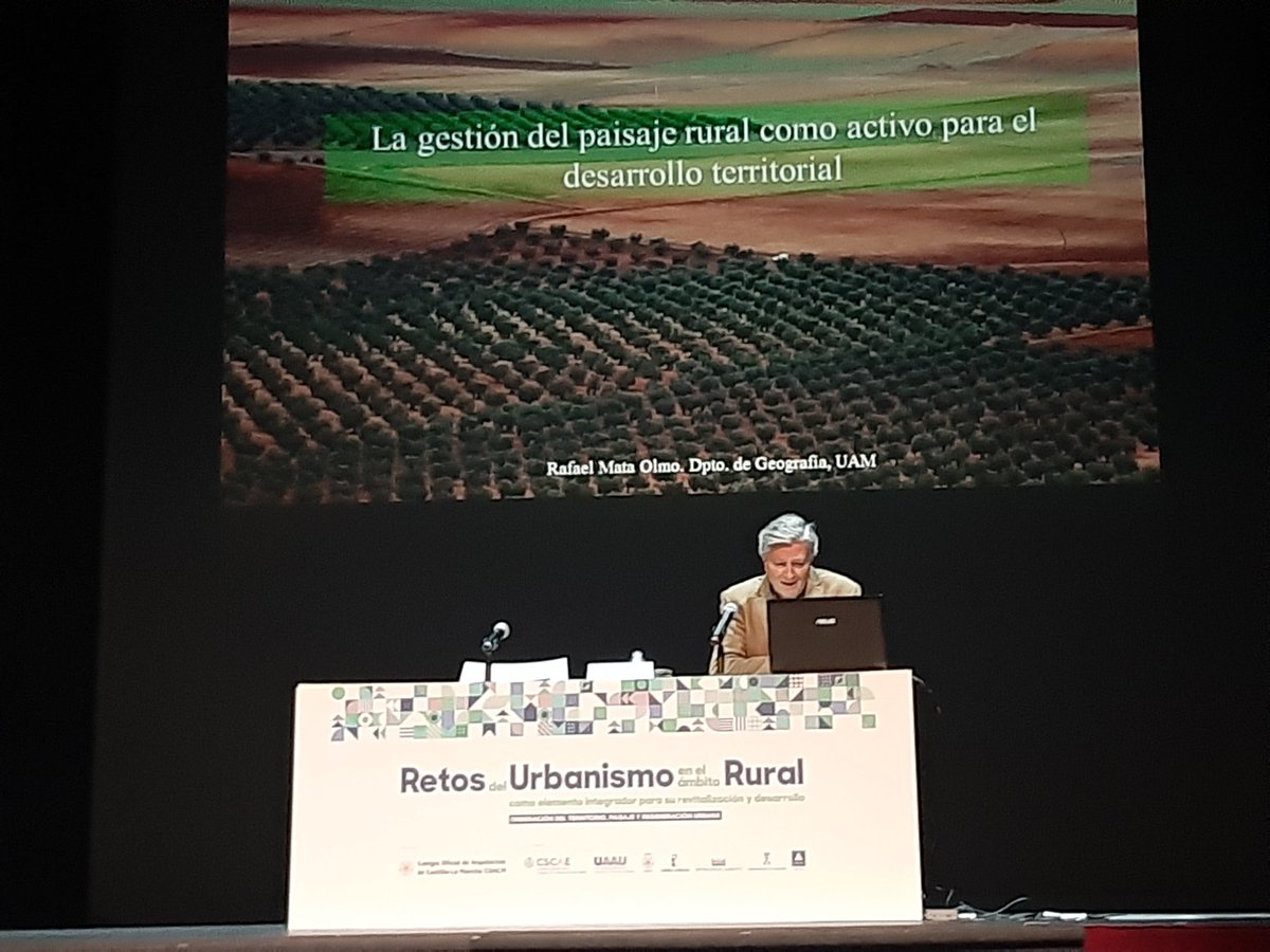 Rafael Mata Olmo doctor en Geografía.  El paisaje como patrimonio y recurso para el desarrollo territorial
#COACM  #COACMAB #Urbanismo  #RetosUrbanismoRural