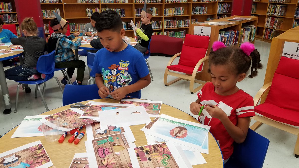 betty75019's tweet photo. First graders certainly earned feathers in their caps as they created imaginary turkeys in the style of the book Turkey Trouble and then wrote original stories about their characters @RERockets #birdvillelibraries #birdvilleshines #rerockets https://t.co/b0xQBDqXGb
