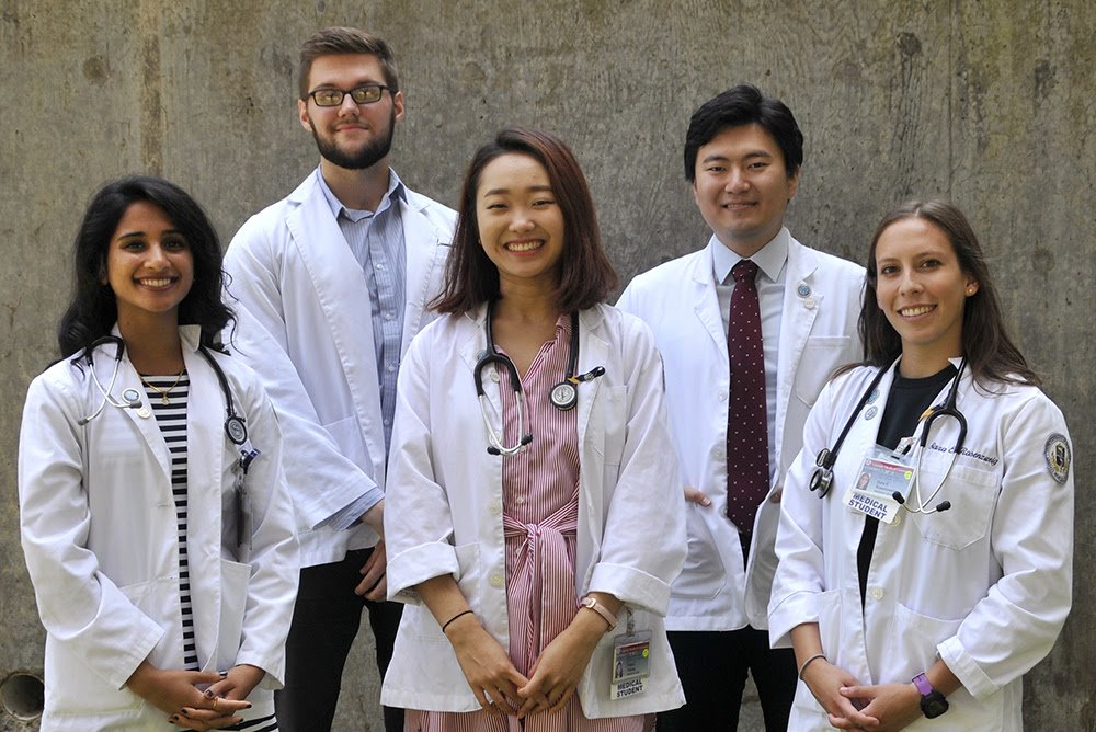 AAPhysiatry_MSC's tweet photo. Med students, heard of PM&amp;R but not sure what it entails? Take Summer 2020 to delve into the awesome field of #Physiatry with an 8-week funded clinical or research externship! RREMS interest form due 12/4/19, MSSCE app due 1/8/20! https://t.co/Nl1HlNsAr3 https://t.co/kCRsCeccos https://t.co/XmeJScbrzE