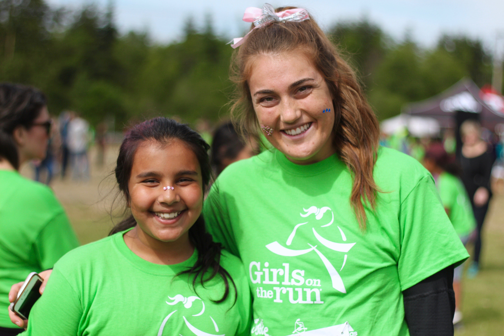 PDXMarathon's tweet image. Girls on the Run is looking for volunteer coaches who are excited about inspiring girls to be joyful, healthy, and confident. Check out their website and follow them at @girlsontherunpdx to learn more!
-
#girlsontherun #portlandmarathon #pdxmarathon