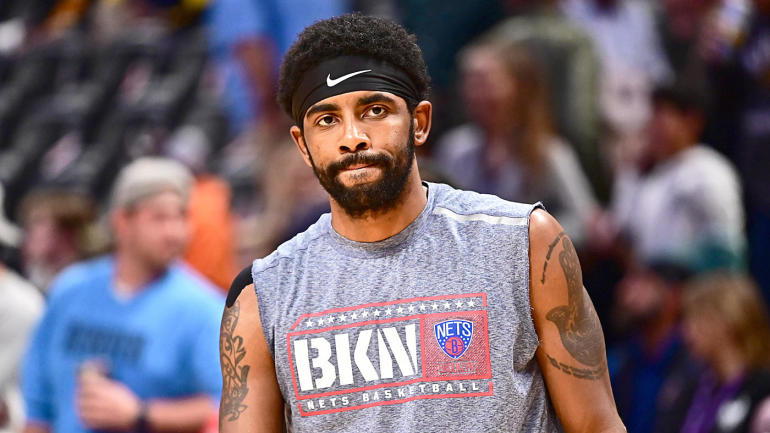 Kenny Atkinson habla sobre el estado de salud de Kyrie Irving: “Tiene que llegar al punto en el que se sienta preparado para jugar. Ni él ni el equipo hemos llegado a ese punto todavía. Tiene que aprender a soportar un poco más el dolor”. #WeGoHard
