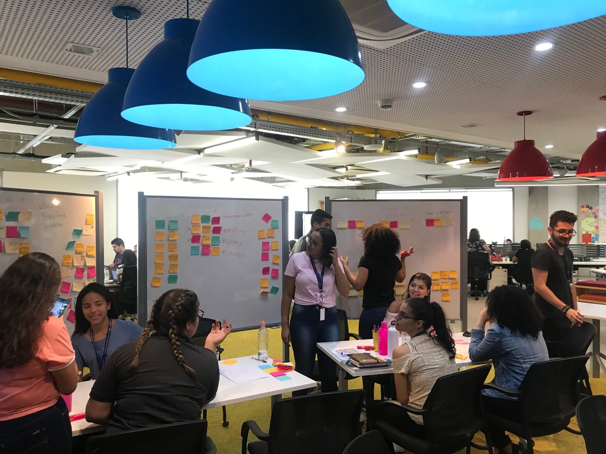 UXLabSP's tweet image. Está rolando! Workshop de Design Thinking para os jovens aprendizes da @TOTVS.
#UXLabDays #UXLabFaz