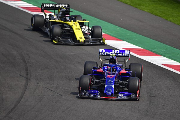 http://www.trmotosports.com/ricciardo-toro-rosso-tehdidinin-farkinda/?Ricciardo%2C+Toro+Rosso+tehdidinin+fark%C4%B1nda …
#TRmotosports #2019 #Automobile #CanlıYayın #Classification #F1 #F1Fans #F1News #Farkında #Formula1 #FormulaOne #GP #GrandPrix #Haber #Izle #Motorsporları #Motorsports #News #Online #Otomobil #Results #Ricciardo #Rosso #Sonuçlar #Tehdidinin #Toro