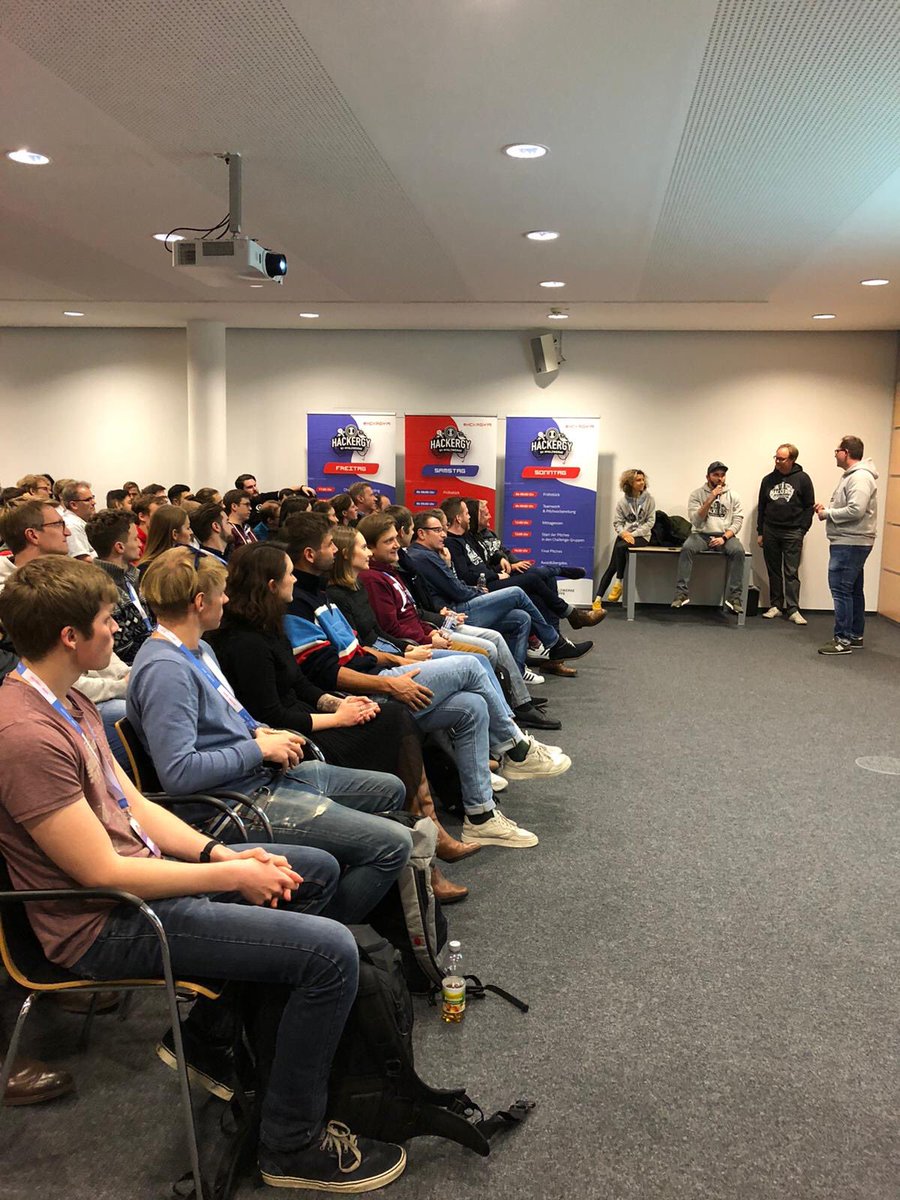 Pfalzwerke's tweet photo. 48 Stunden, 70 Talente und 100% Raum für neue Ideen: Der 1. #Pfalzwerke #Hackathon #HackErgy im #MAFINEX-Technologiezentrum ist eröffnet! Wir freuen uns schon auf die kreativen Ideen, die unsere Teilnehmer am Sonntagabend vor unserer Jury pitchen werden. https://t.co/DszaA8AA6y