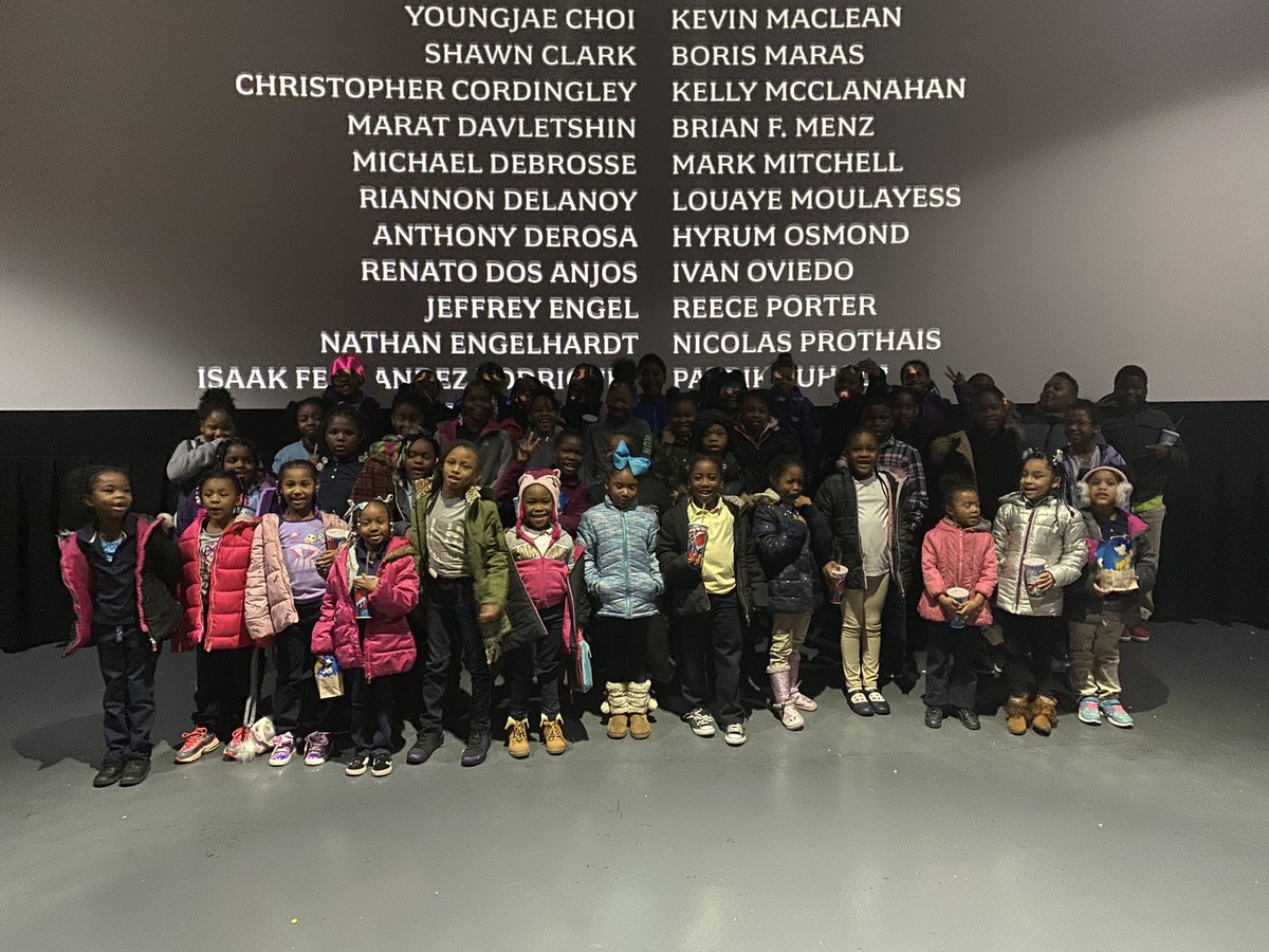 Wayne_DPSCD's tweet photo. These are our students who are kind, respectful, responsible, show great behavior , and many more things. We celebrated them today by going to see @DisneyFrozen 2 ! #GoWayne #StudentExcellence 🚀 https://t.co/YAd0OHWxru