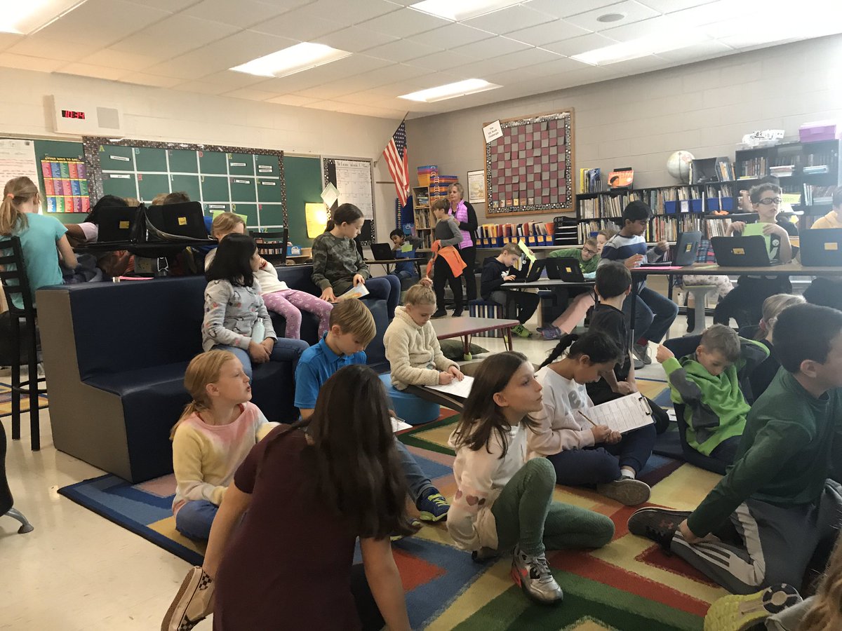 JanLaura4th's tweet photo. #mysteryskype  today with a class in Manteo, NC. We had tons of fun.  They live on an island in the  Outer Banks.  We learned and worked as a team  #goburleighvikings. @Burleigh_SDE https://t.co/DzskVgzhhT