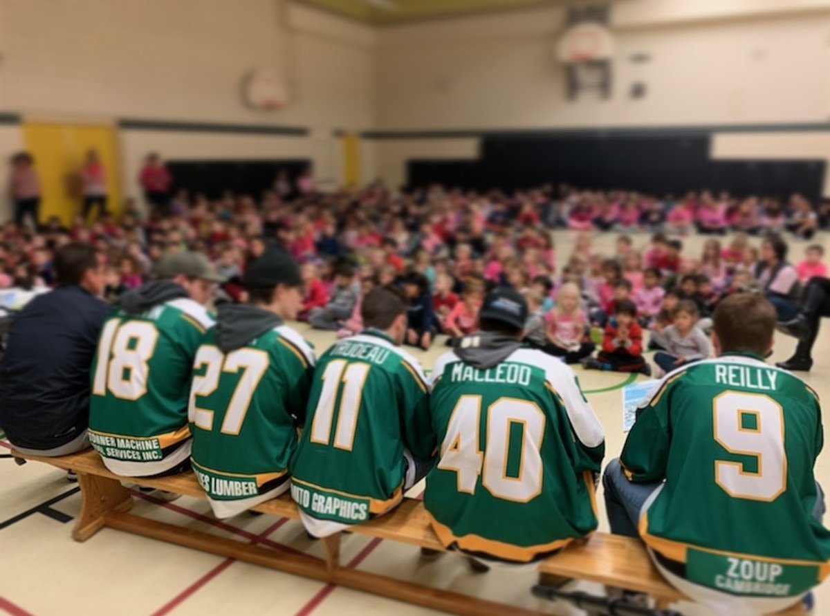 HespelerJrC's tweet photo. Shammies go to school! We were at Hillcrest PS in Hespeler talking about cooperation and fairness at their school assembly .@big_riles9 read"Just one Goal" to the school. Lots of fists pumps were given Thanks to @whip1239, @big_riles9, @BrettHartin, @ntruu22, @TonnerCom,@gmacs98 https://t.co/X9sR2ArQXe