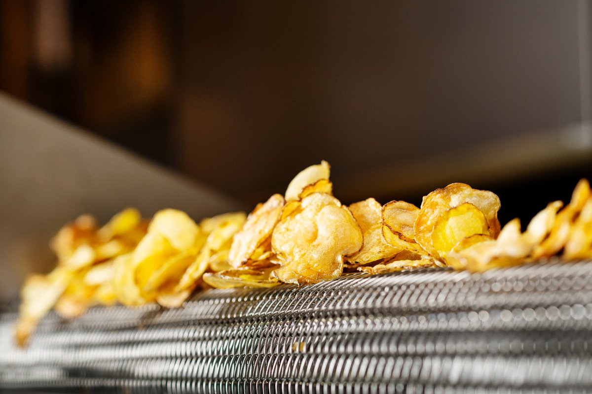 LantChips tweet media