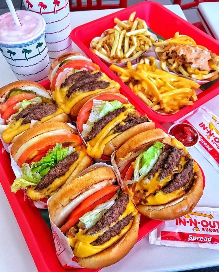 YPHoustonTX's tweet photo. In-N-Out is finally in Houston 🚀 

1010 Katy Fort Bend Rd, Katy, TX 77493

12611 S Kirkwood Rd, Stafford, TX 77477 https://t.co/Cmj4fQGe85