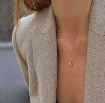 ShashiNYC's tweet photo. No Keys🔒Shop now...https://t.co/YwvWXllIk4 #TGIF2019 #jewelrylovers #madeinusa #necklaces #shashinyc https://t.co/kLRLLbzi8n