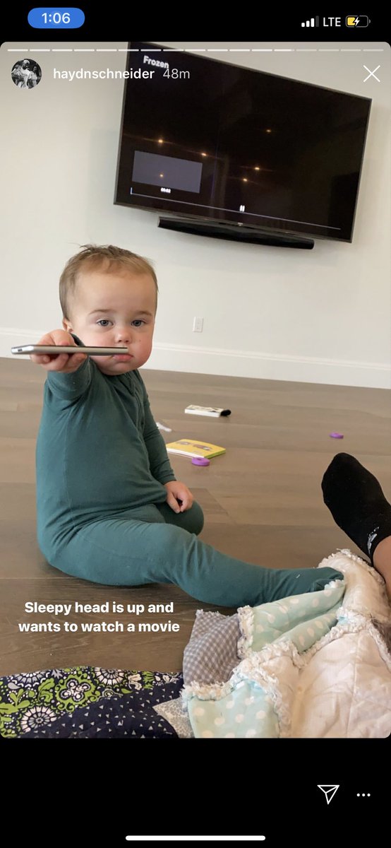 savnicole__'s tweet image. after looking through baes phone but found nothing to be mad at him for. @katyhearnFit  @HaydnSchneider