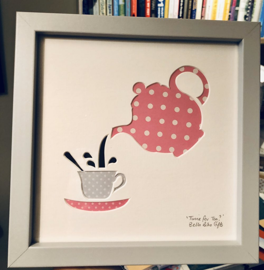 BellaBoho's tweet photo. Our country inspired artwork makes the perfect gift &amp; we’re still taking Christmas orders. Send us a DM before 10th December to purchase, prices start from £25.50 + £5 p&amp;p #christmasgifts #giftideas #countrygiftideas #funartnotfineart #dogsofinstagram #animallovers https://t.co/hZmoPKi0b5