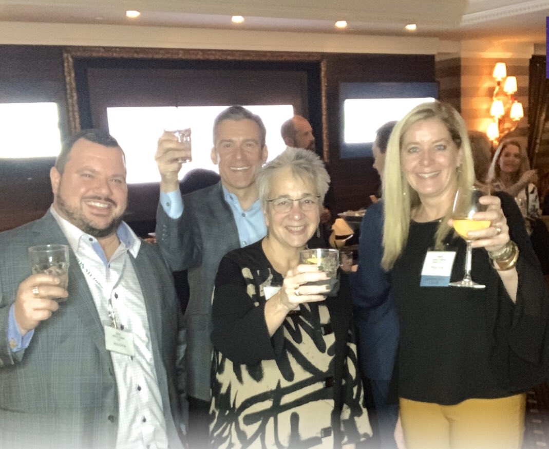 Integrated4FAs's tweet photo. Our John Pastore (center, @Twitter handle to be named later), head of our #CPA Program, celebrates our partnership with @MASocietyofCPAs, their president @Amypitter, John Geraci of @lgacpa and friends. Cheers! https://t.co/rtpM5XcVvw