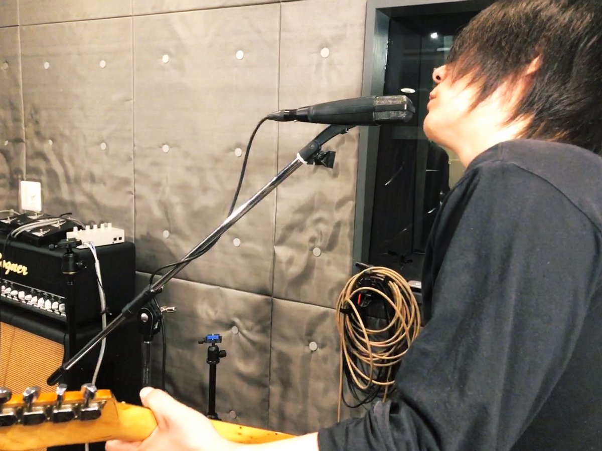 吉田健児 Kenji Yoshida 告知用 Sennheiser Md421 クジラ をボーカルマイクで使うとか渋くない 使ってみた ボーカルでいい感じになんのか全く知らんけど さらに 離れてオフマイクで使うのが常識らしいが 思いっきり近付いて使ってるけど クジラ 吉田健児 Kenji Yoshida 告知用 Sennheiser Md421 クジラ をボーカルマイクで使うとか渋くない 使ってみた ボーカルでいい感じになんのか全く知らんけど さらに 離れてオフマイクで使うのが常識らしいが 思いっきり近付いて使ってるけど クジラ