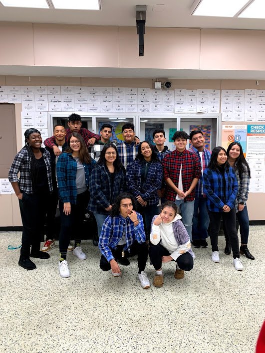 fits_ve's tweet image. Showing school spirit, supporting our school, High School For Arts And Business 🤩 #Flannelday