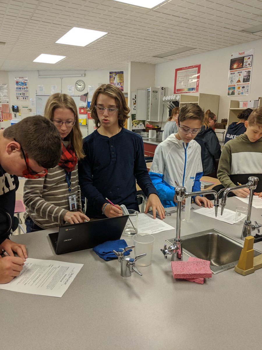 TechLady24's tweet photo. "The way Cool Lab" 8th graders comparing regular ice vs. dry ice and the volume of water afterwards. The water ends up evaporating. @Sdunhamwgms @Sfahey7WGCSD https://t.co/qw7BoZzwhV