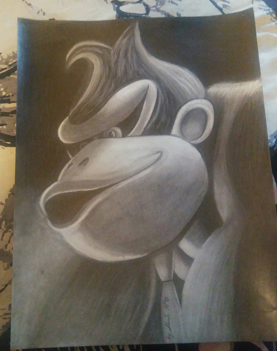 ShaniaRussell6's tweet photo. Here's a drawing i worked on for 4 weeks🌹
#Drawing #Donkykong #art #follo4follo #portrait #pencilart https://t.co/GjYlAX31Cv