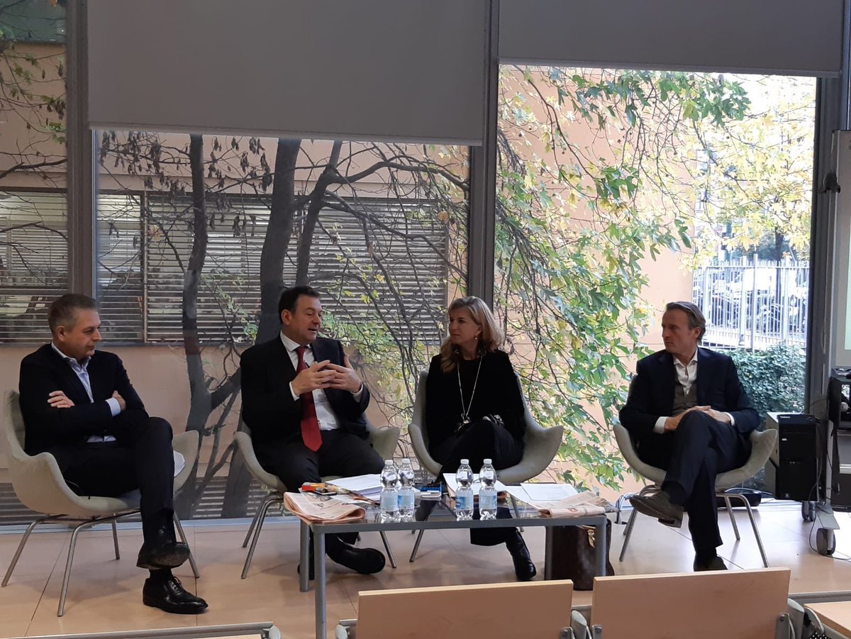 BreakBiagi's tweet photo. Partita la 6a edizione dell’Executive Master #Consiglieri di #CDA e Sindaci di Società Pubbliche e Private: Responsabilità, Competenze e Leadership alla #Sole24BusinessSchool https://t.co/yGVdmqeqEt