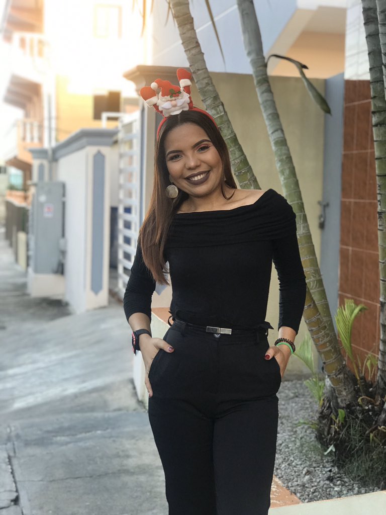joanacaraballo_'s tweet photo. #AlegreNavidad 🎄❤️ @AyuntamHiguey https://t.co/TT2sapMz9K