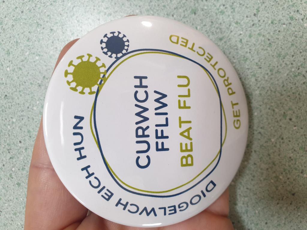 georginabrown's tweet photo. Come along to the canteen in RGH until 4 today for your Flu Jab! @AneurinBevanUHB we have goodies!! #FluKills #FluFridays https://t.co/t7rp2e3czq