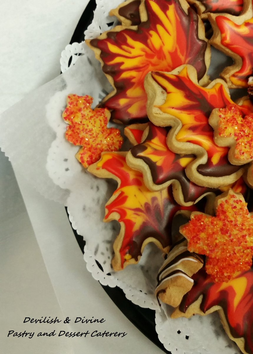 DnDPastry's tweet photo. Accepting Thanksgiving order till 11/18- https://t.co/whk3hZjy0g          Thanks, kids https://t.co/84nJ8rjAhh