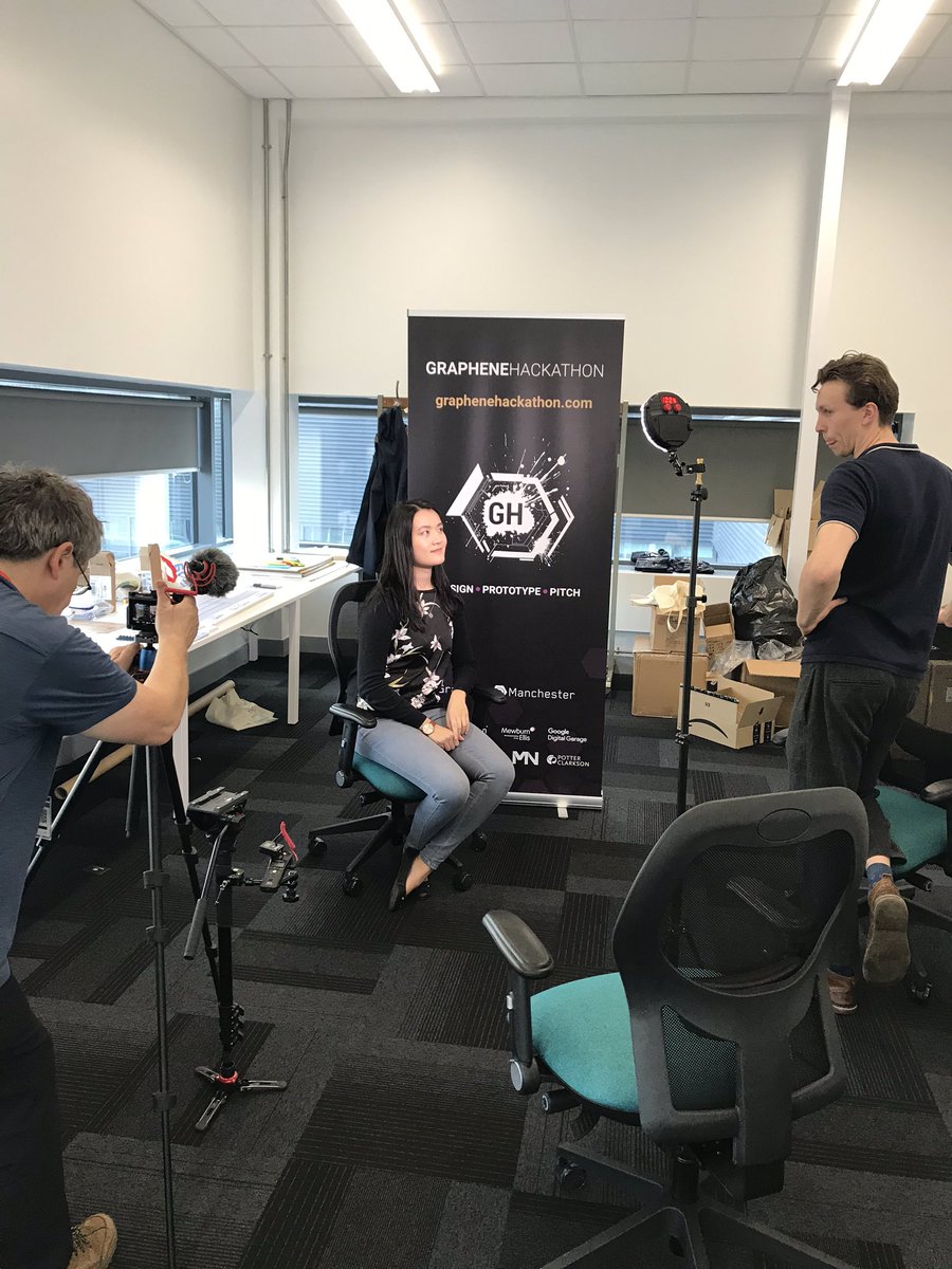 GrapheneHack's tweet image. 18 hours to go! #interviewtime #graphenehackathon