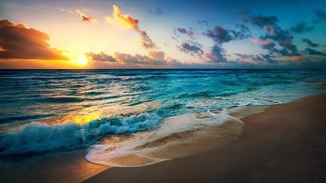 RealSaltLife's tweet photo. Let the weekend wash all your worries away! 🌊

#SaltLife #salty #weekend #TGIF #FridayFeeling #beach #surf #fishing #diving #sup #vacation 

RT, LIKE &amp; TAG for a chance to win some https://t.co/MilHJ0w1O8 #swag or a #couponcode to start your #holidayshopping 💰 https://t.co/bUCgrYM3T2