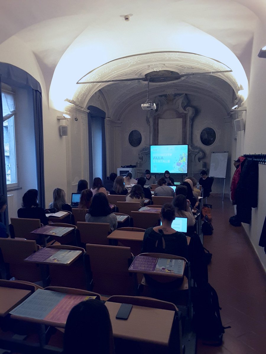 GiuliaPanebian1's tweet photo. Reading e laboratorio di traduzione shakespeariana in #piazzasantalessandro con focus sul rapporto con lo #straniero. Il progetto prevede il coinvolgimento dei ragazzi DELL'IPM Beccaria nella recitazione e attualizzazione dei grandi Classici.
#BCM19 #studentireporter @LaStatale https://t.co/genja7XrMh