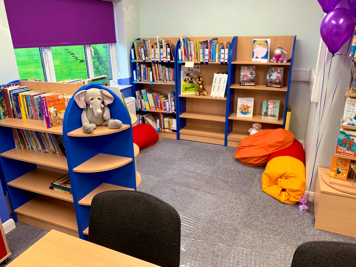 RobABCTeachers's tweet photo. Delighted to be invited to the Opening of @RiverView_PS’s new Damson Bungalow. 

More than happy to donate over two hundred new books to fill the bookshelves of the new Library. 

Excellent facility for Pupils, Staff and the Local Community. A huge effort from all involved! https://t.co/uEAnl2MzH0