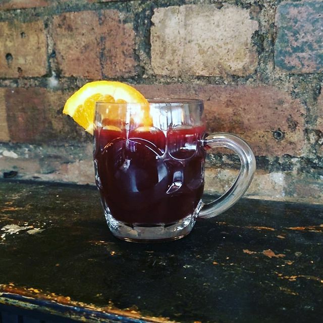 Are you cold yet?
Do you want to keep warm?
Do you like hot wine with spices?
Do you long for fireplaces and the cosy crackling sounds of wood burning?

Well we can help with some of those!
MULLED WINE SEASON HAS STARTED! *
*
*
*
#beerbeerbeer #beer #beers #beergeek #beerlov…