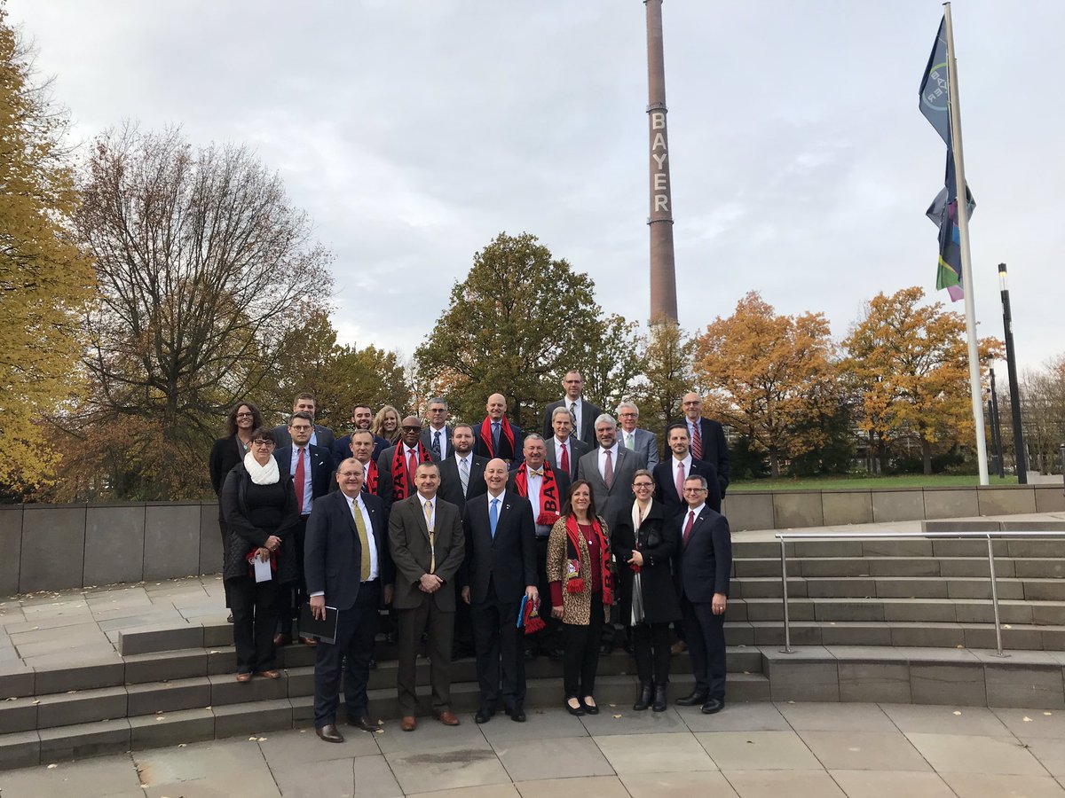 PeteRicketts's tweet photo. Thank you @Bayer for investing in Nebraska and partnering with @UNLincoln on innovative ag research to help our state feed the world! #NETradeMission https://t.co/o9NuQNWoko