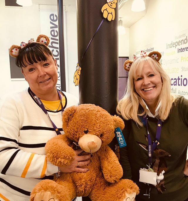 deFerrers_6th's tweet photo. It’s a Pudsey takeover on the Sixth Form campus! #childreninneed #charity #pudsey #sixthform #deferrers https://t.co/Bdd3nY1251 https://t.co/UlDCkxDI86