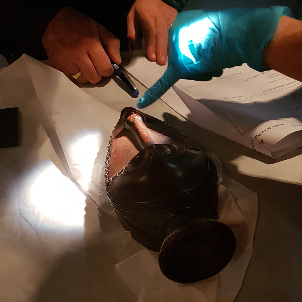 Petit aperçu des derniers  préparatifs de l'#ExpoHelenaRubinstein qui ouvrira ses portes le mardi 19 novembre :