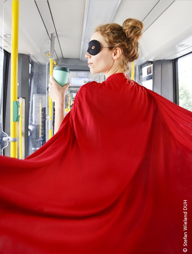 Umwelthilfe's tweet photo. Sei #Becherheld und #Becherheldin zur Europäischen Woche der #Abfallvermeidung #ewav2019. Mit #Mehrweg-Bechern macht der #Coffeetogo viel mehr Spaß
Mehr Infos hier: ↪️ https://t.co/NTx6NAT4xO #betterworldcup #Klimaschutz https://t.co/LCAVArSuf9