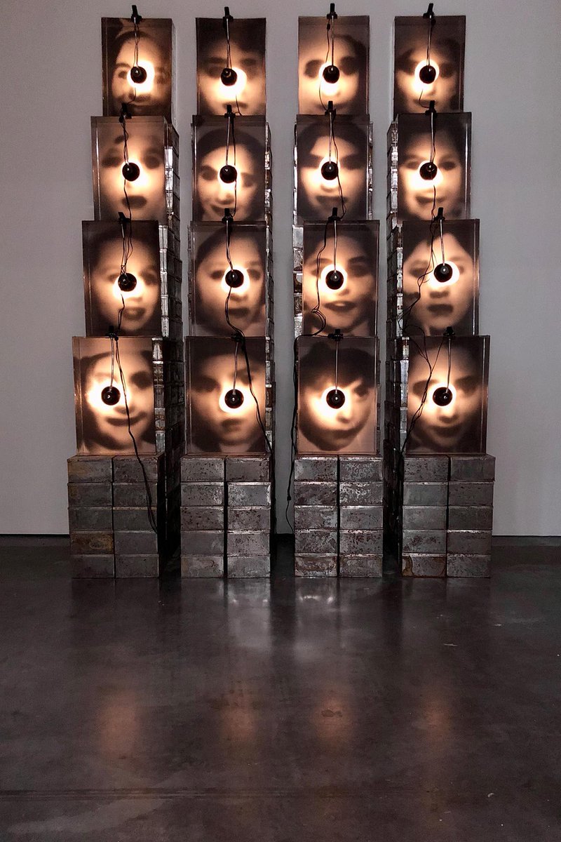 Das Kunstwerk Reliquaire von Christian Boltanski im ZKM Karlsruhe © Hendrik Bohle