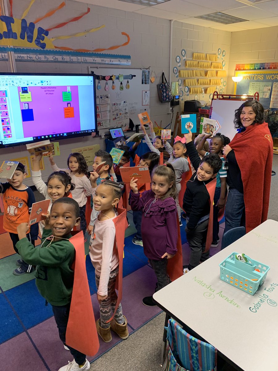 AVazquezclass's tweet photo. We are super readers!!!#happiestschoolincobb https://t.co/ptPECPmg6A