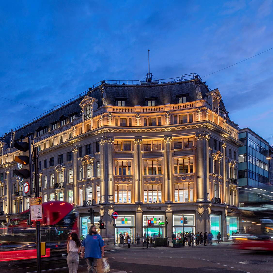 Gensler Europe (@gensler_europe) on Twitter photo We are beyond thrilled to announce that the London Microsoft Store we designed is the BEST STORE DESIGN winner at this year's #MAPICAwards!
Thank you <a href="/MAPICWorld/">MAPICWorld</a> for the honour and to our incredible team for delivering such a visionary project.
👏👏
#GenslerTalent #RetailDesign We are beyond thrilled to announce that the London Microsoft Store we designed is the BEST STORE DESIGN winner at this year's #MAPICAwards!
Thank you <a href="/MAPICWorld/">MAPICWorld</a> for the honour and to our incredible team for delivering such a visionary project.
👏👏
#GenslerTalent #RetailDesign