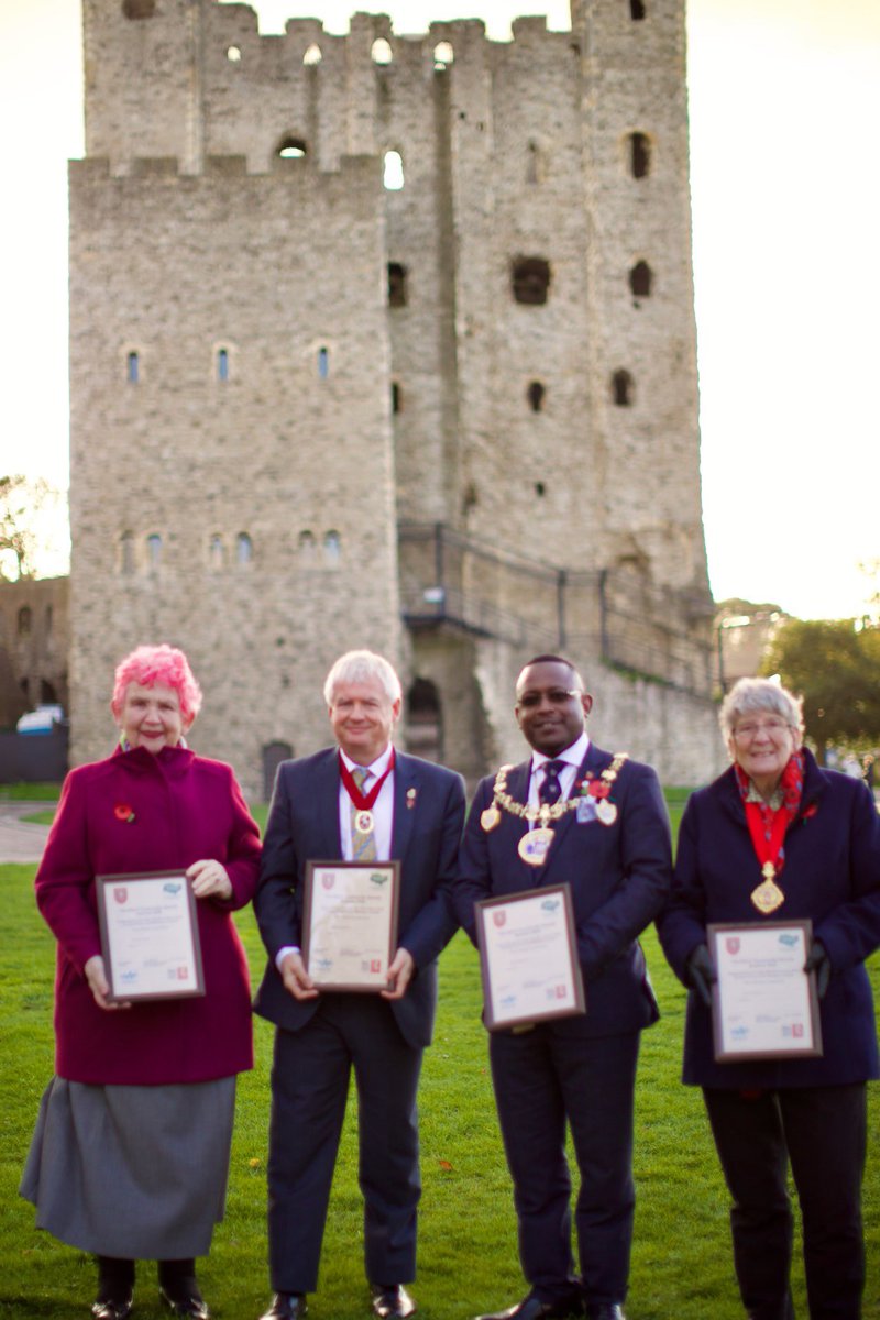 Pleased to be able to support the launch of the KALC COMMUNITY AWARDS SCHEME 2020
It is supported by the High Sheriff of Kent, Kent County Council and Medway Council.
<a href="/KCCChair/">KCC Chairman</a> <a href="/HabibTejan/">Habib Tejan</a> @RochesterCastle