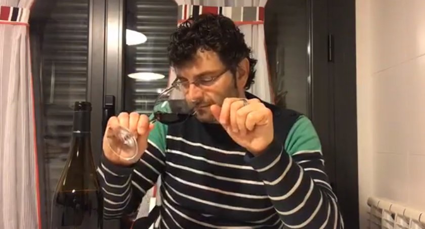 ¡Queridos amantes del vino, muy atentos! 👀

Esta noche a partir de las 21:00 horas Claudio García catará en directo, Vallobera Graciano, uno de los vinos más especiales de la bodega. 

Para disfrutar la cata 👉 bit.ly/catavalloberag…

Esperamos que lo disfrutéis 🍷