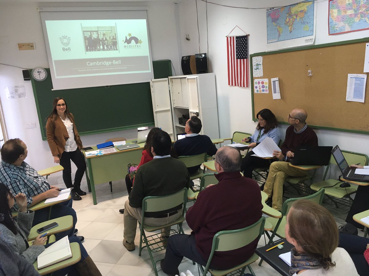 Nuestra Jefa del Departamento de inglés <a href="/LauraRiosEOI/">Laura Ríos</a> nos informa (y forma) sobre los contenidos de #Mediación Lingüística tratados en la reunión transnacional en <a href="/Bell_English/">Bell English</a>, gracias al proyecto <a href="/MEDIATEplus/">MEDIATE+</a> del que formamos parte.
Clarificador, útil y necesario. Bravo! 👏🏻