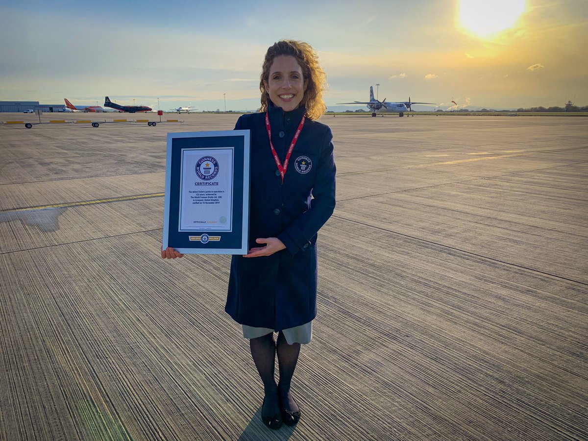 LPL_Airport's tweet photo. It’s been a whirlwind morning welcoming Santa, his elves and even Guinness World Records to Liverpool John Lennon Airport! 🎅🏼🎄🏅 

#FlyLPL #FasterEasierFriendlier #ChristmasIsComing | @GWR https://t.co/eKPc2zbZOW